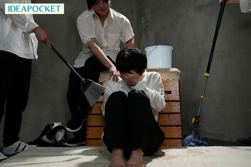 いじめられていた教え子を不憫に思い自宅で介抱することに…「同情」を「愛情」と勘違いした教え子がドSサイコパスに豹変！ズタボロに犯●れイカされ続けた私はいつしか、あの方の性処理マゾ女教師 仲村みう - サンプル画像 - 1