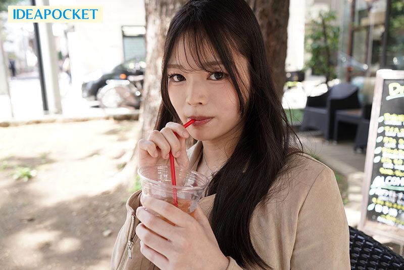 ミステリアスな瞳が特徴的な元恋愛禁止アイドル中出しAVデビュー 現役時代隠し通していた165cm 45kg Icupのスタイルが凄すぎた。 秋瀬りり - サンプル画像 - 5