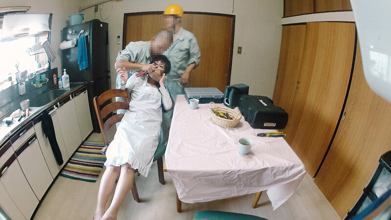 五十路人妻白昼レ〇プ - サンプル画像 - 7