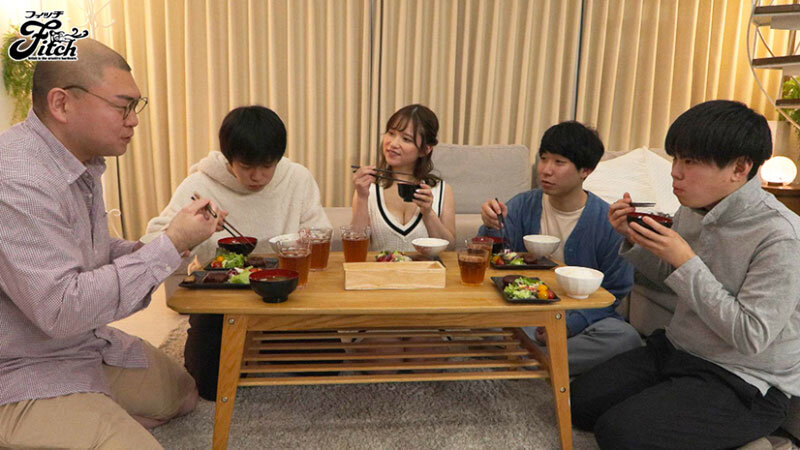 5年ぶりに再会した幼馴染みはシェアハウスのSEXアイドルになっていた！！～悔しいのにハメ友の輪に入り中出し性交で童貞を喪失した僕～ 桃園怜奈 - サンプル画像 - 3