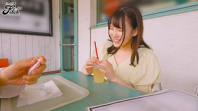 本当の絶頂を知ってもっと気持ち良くなりたいミナシオちゃんがデート中さんざん大人のおもちゃで焦らされた後にホテルでたっぷり求め合う初めてのお泊り絶頂セックス！ 美波汐里 - サンプル画像 - 1