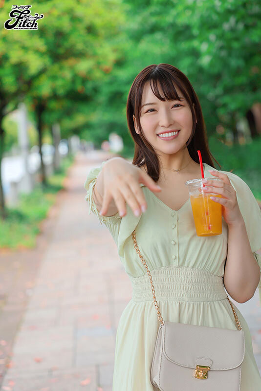 本当の絶頂を知ってもっと気持ち良くなりたいミナシオちゃんがデート中さんざん大人のおもちゃで焦らされた後にホテルでたっぷり求め合う初めてのお泊り絶頂セックス！ 美波汐里 - サンプル画像 - 17