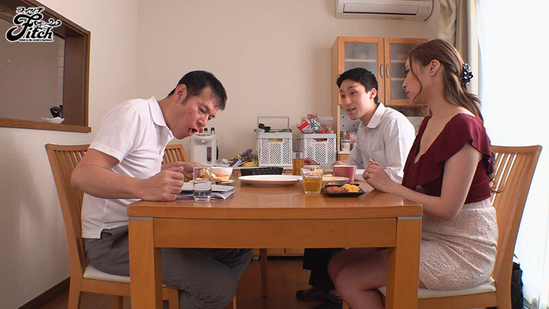 睡眠姦 糞生意気な息子の爆乳嫁を眠剤で眠らせ輪●レ●プ 黒木れいな - サンプル画像 - 1