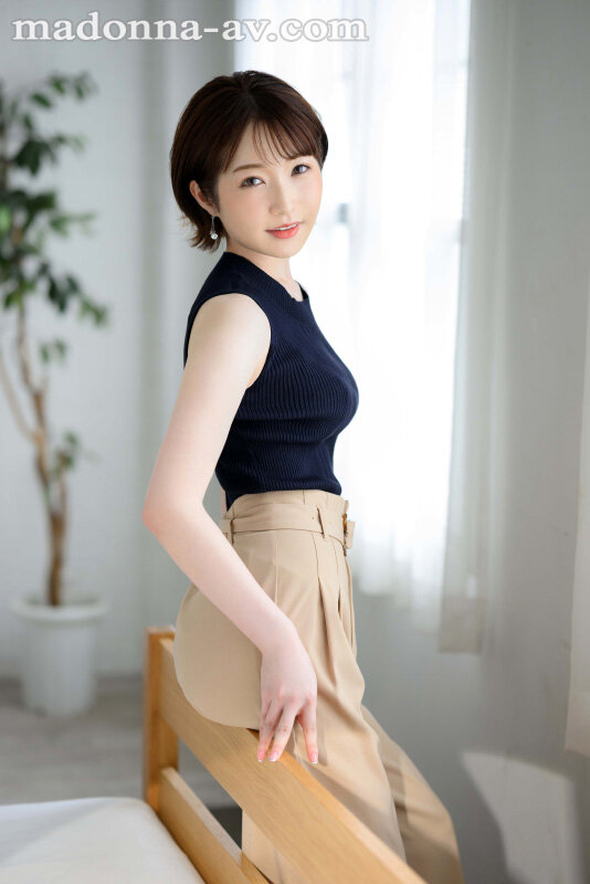 新人 上戸まり 30歳 AV DEBUT 輝く美白、真珠のように煌めくMadonna超新星―。 - サンプル画像 - 2