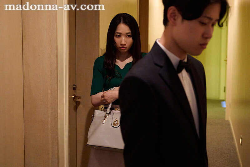 主人がシてくれないから―。私は、女性用風俗に堕ちていく…。 水戸かな - サンプル画像 - 1