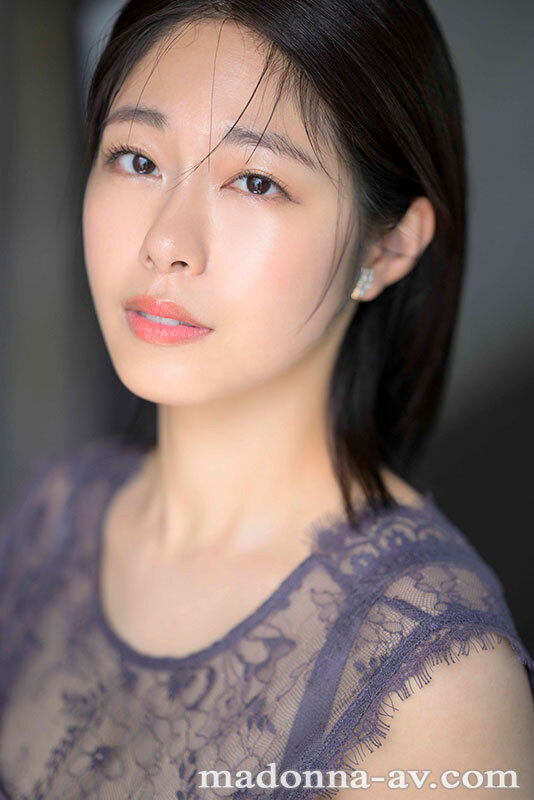 ケダモノの原石 澄河美花 30歳 AV DEBUT 清楚な仮面を脱ぎ捨てて卑猥に輝く性豪新人 - サンプル画像 - 1