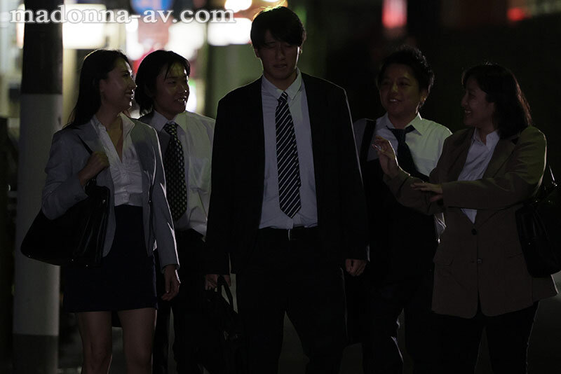 会社のアラフォー女上司に《終電後》に持ち帰りされて、搾精され続けた週末―。 佐田茉莉子 - サンプル画像 - 2