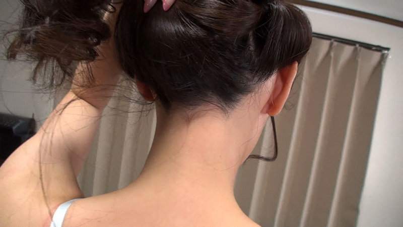 素人娘の全裸図鑑21 今時の女の子11名が恥らいながら脱衣していく様子をじっくり撮影した、変態紳士のためのヘアヌードコレクション - サンプル画像 - 3