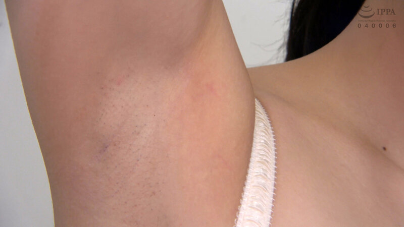 素人娘の全裸図鑑34 今時の女の子11名が恥らいながら脱衣していく様子をじっくり撮影した、変態紳士のためのヘアヌードコレクション - サンプル画像 - 15