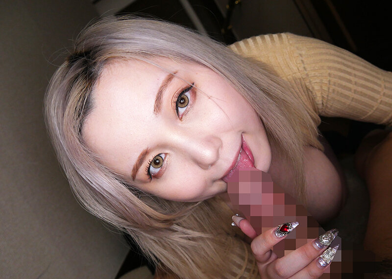 欲求不満の人妻が欲情 豊満ギャル妻のノーブラ＆ノーパン誘惑 デカ乳尻で男達を喰い尽くす 田中ねね - サンプル画像 - 9