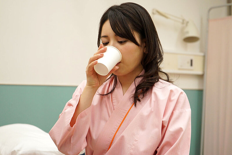 産婦人科どすけべ診察 検診で来院した美人妻のお股をぬぷぬぷ診療しまくる悪徳エロ産婦人科医 05 紗々原ゆり - サンプル画像 - 14