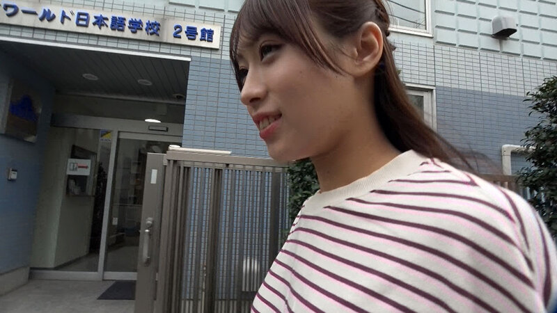 【悲報】大好きな彼女が…イケメン出張ち○ぽどもにハメ倒されてザーメン便器にされる姿をスマホで撮り続けました - サンプル画像 - 2