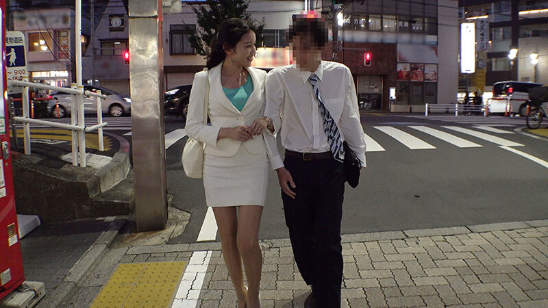 女上司は乳首がお好き！乳首いじりが大好きな女上司のチクハラ射精オフィス ボクの女上司:さくらさん 岬さくら - サンプル画像 - 13