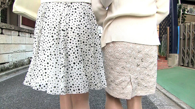 ～僕と彼女の女装レズ日記～ ズボンを汚してしまった僕に女上司が自分のスカートを貸してくれて… ゾクゾクする裏地の感触に思わず勃起してしまい男の娘になってレズられた僕 本田もも - サンプル画像 - 7