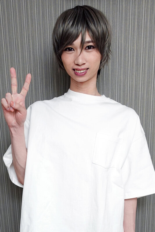 九州で伝説のカリスマ・ホスト、衝撃カミングアウト！男の娘になってDEBUT！SUBARU - サンプル画像 - 1