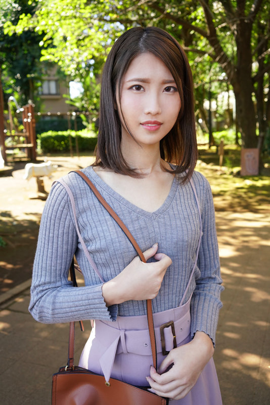 乳頭が長いことがコンプレックスの女の子 香織 ～一年中フル勃起な超敏感ニョキニョキ乳首の君にキュン～ - サンプル画像 - 1