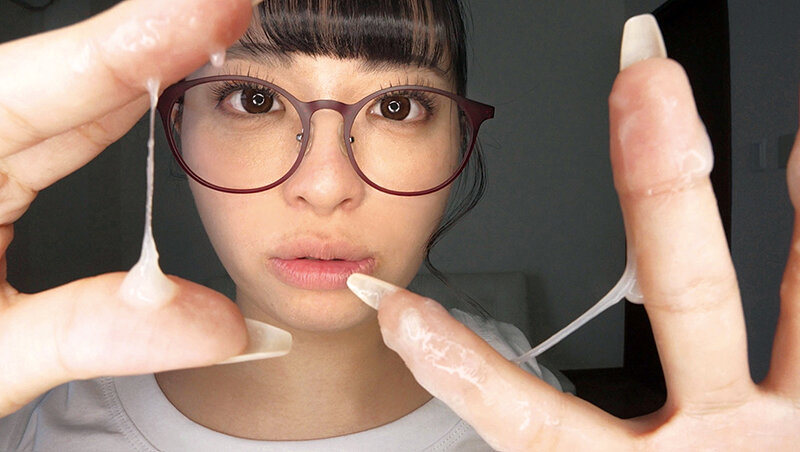 近所で巨乳すぎるとウワサの地味っこ店員さん 花柳杏奈 - サンプル画像 - 17