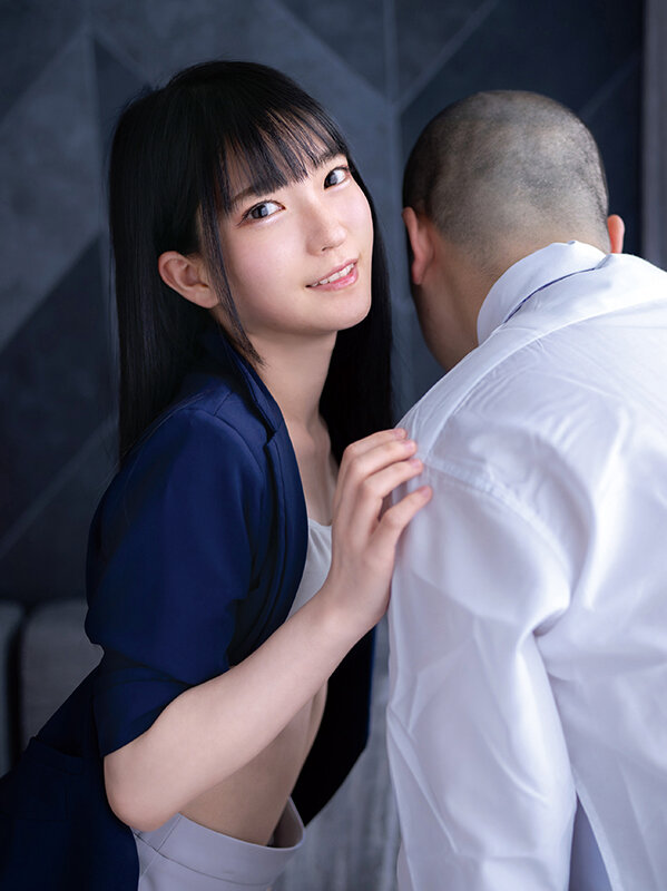 新入女子社員が出張中、わざと相部屋にして上司のオレを誘惑してきた…。 伊織ひなの - サンプル画像 - 1