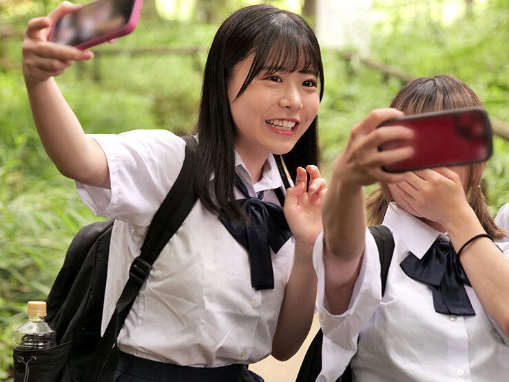 巨乳コンプレックス女子●生がムチムチ巨乳女教師に乳首イキを仕込まれる強●わいせつレズ修学旅行 - サンプル画像 - 2