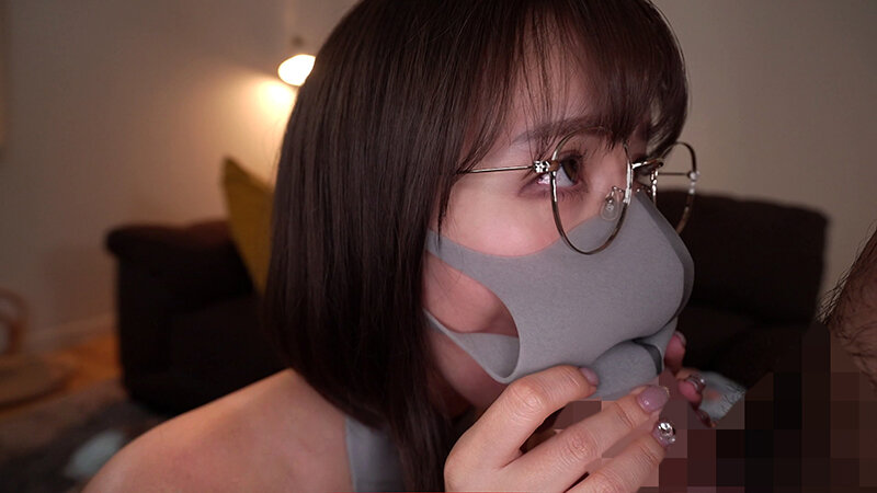 マスクをつけることを条件に感度ビンビンの巨乳な従順マ〇コとゴムを付けずにハメ撮り種付け性交 - サンプル画像 - 2
