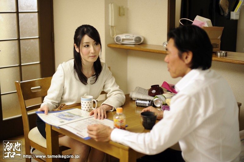 働く人妻 夫で満たされない性欲を仕事の合間に穴埋めする美人妻 南紗穂 - サンプル画像 - 7