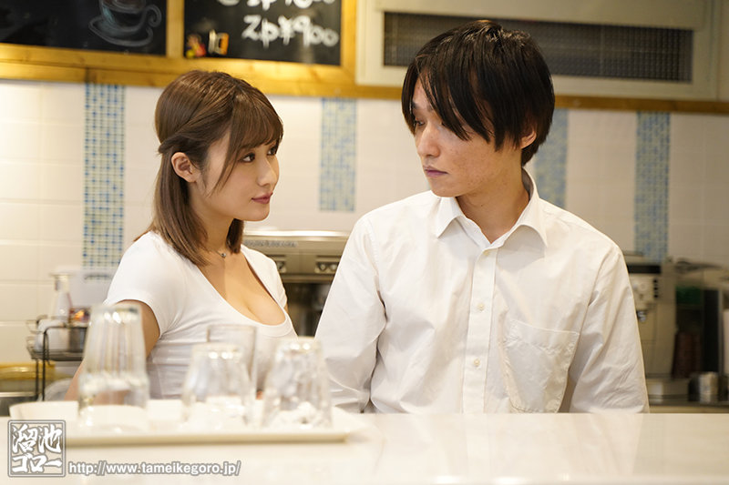 バイト先NTR 欲求不満な人妻の愚痴を聞いていたら毎日中出しSEXできた 藤森里穂 - サンプル画像 - 1