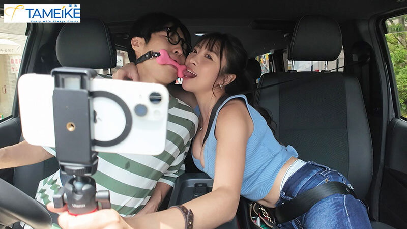 ここ、外なのに…。小悪魔お姉さんに囁き誘惑で無理やり勃たされ、チ○ポバカになるまで何度も何度も寸止めされてから、人生最高の射精を味合わされる悶絶寸止めデート 潤うるる - サンプル画像 - 2