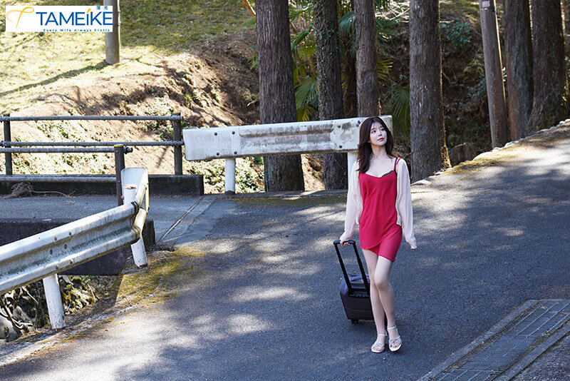 田舎に帰省して元カレとの野生接吻で覚醒（エクスタシー）する人妻ー。 和香なつき - サンプル画像 - 1