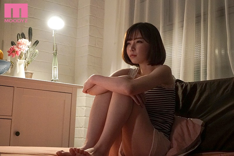 童貞を卒業しに行ったソープで出会った年上のお姉さんとおれのどエロすぎて切ない初恋 深田えいみ - サンプル画像 - 9