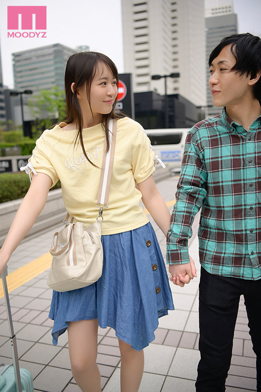 大学上京で遠距離恋愛になってしまった性欲強めな田舎の彼女と4年ぶりに再会 禁欲解禁＆連続射精で中出ししまくった3日間。 広瀬みつき - サンプル画像 - 1