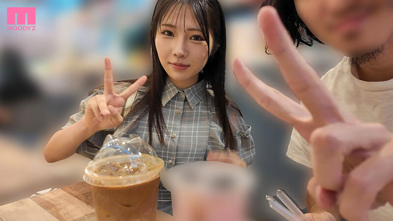 俺にホレてるっぽい友人の妹ちゃんとデートSEXしたけど、なんか飽きたからダチを誘って中出しマ●コ共有輪●して楽しみました。 夏色みか - サンプル画像 - 1