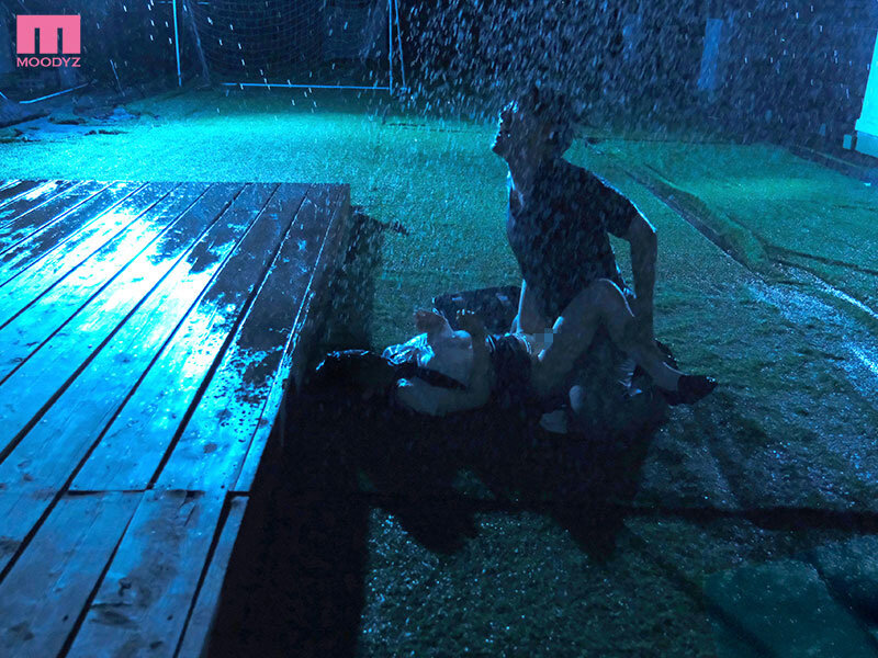 濡れた透けブラ女子生徒をつけ狙い出所後の溜まりまくった金玉汁を全射精（ダシ）する世捨て人孕ませレ×プ20発 泉ももか - サンプル画像 - 8