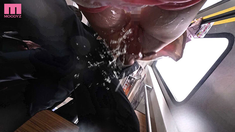 地味めがね巨乳の人妻介護士をいいなり早漏体質にした尿失禁孕ませ痴●電車 天宮花南 - サンプル画像 - 8