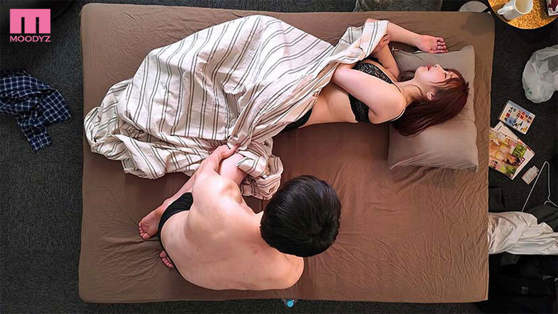 泥●から目覚めると童貞部屋に下着姿の巨乳先輩が…！「童貞キモい」と軽蔑していたくせにチ○ポの相性が良すぎたのか…うんとメロついてくる！ うんぱい - サンプル画像 - 2