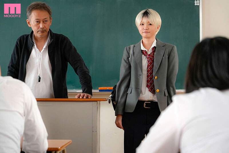 いじめられていた僕を助けてくれたイケメン転校生の松本君は実は女の子でした 松本いちか - サンプル画像 - 1
