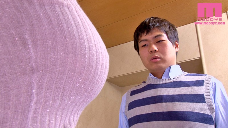 爆乳人妻の勝手に誘惑ノーブラ生活 みなせ優夏 - サンプル画像 - 7