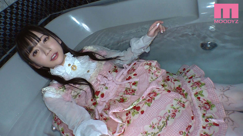 小悪魔シスコン妹ロリィタちゃんに二人きりで誘惑密着されてじっくりねっちょり着衣のまま犯●れる！ 七沢みあ - サンプル画像 - 10