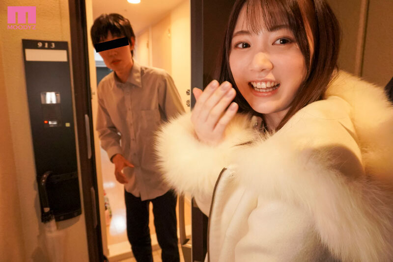童貞君チ○ポを優しくイジくりすぎて初パコ暴発パニック めちゃカワ神対応で筆おろしドキュメント！ 石川澪 - サンプル画像 - 8