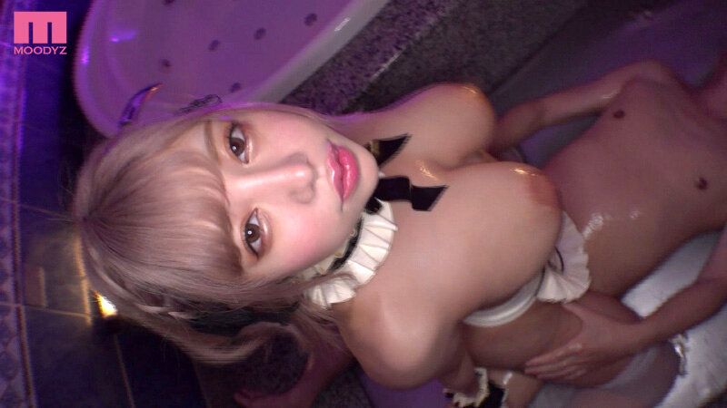 超爆乳SEXY BODY STYLE 芸能人ヤリ部屋VIP裏ルート風俗 パイズリ暴発挟シャッ！射精後に賢者タイムも与えずおねだり連射10発中出し射精性交 夢見るぅ - サンプル画像 - 5