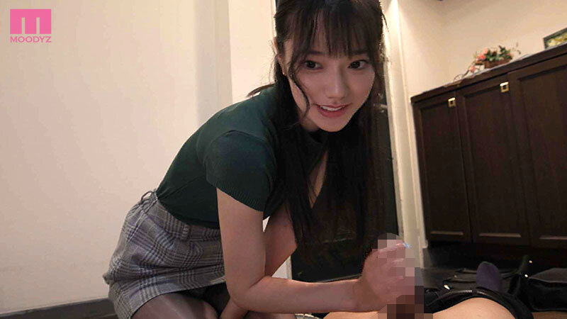 先輩ウチで飲み直しませんか？ 後輩女子社員のパンスト誘惑に甘え ささやき淫語手コキで焦らされ感度高まり始発後もハメ狂った延長交尾17発 宮下玲奈 - サンプル画像 - 7