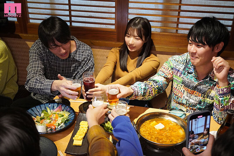 新入生の現役女子大生の初めて参加した大学の飲み会がぶっかけ中出し輪●サークルに変わった日。 三浜唯 - サンプル画像 - 3
