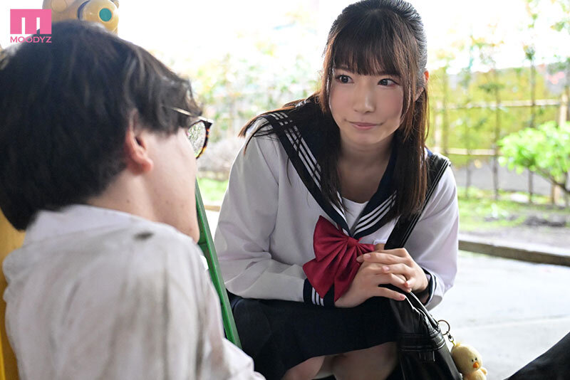 学生時代、いじめから僕を助けてくれた同級生とデリヘルで再会 その日から通い詰めて1日貸し切り全オプションを注文して何度も何度も中出しをしてしまった。 三浜唯 - サンプル画像 - 1