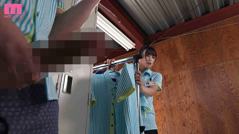 大嫌いな変態店長のパワハラ乳首こねくりとデカチン生ハメに堕ちた巨乳女子大生バイト不倫 七海那美 - サンプル画像 - 9