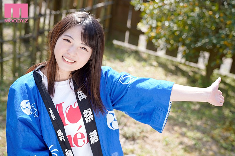 新人 19歳 無邪気なその笑顔は地元の一番星 無敵のスマイルと名付けられた純情美少女本物ジモドル（地元アイドル）AVデビュー 桃山もえか - サンプル画像 - 1