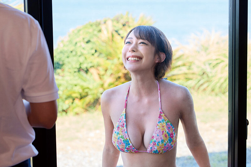 南国リゾートバイトに参加した僕は住み込み先で出逢ったデカ尻ギャルと人目を盗んでは生でハメまくった 弥生みづき - サンプル画像 - 10