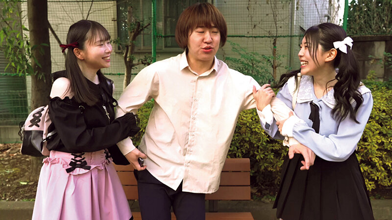 「乳首責めるのだ～いしゅき」ビンカン乳首M男が大好物のぴえん女子たちがオトコを捕獲して甘サドW乳首責め - サンプル画像 - 5