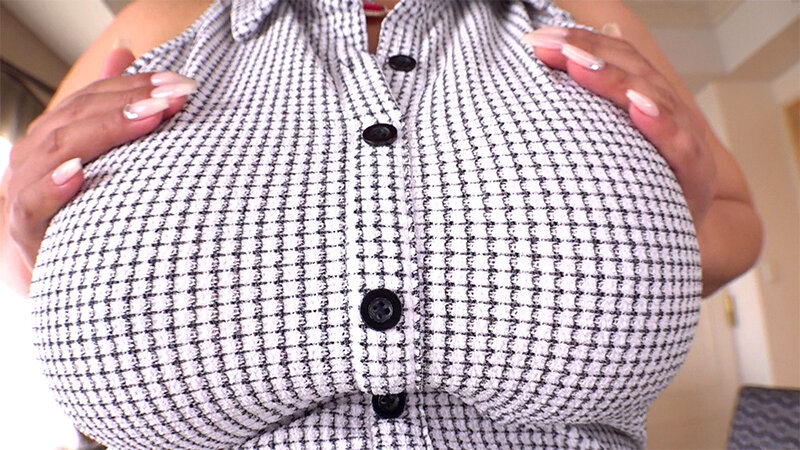 端正な顔立ちのロリ美少女がエロ言葉を放ちながらデカ乳デカ尻でブルンブルン！ 卑猥語女 夕美しおん - サンプル画像 - 1