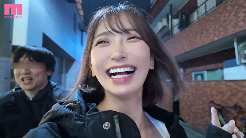 ほろ酔い和花パイ街ブラ竿ハント ドMオタク男子を痴女ロックオン！気が済むまでヌキちぎるまで帰りまセン。飲み歩き爆即ヌキ生ハメ密着25発 美園和花 - サンプル画像 - 9