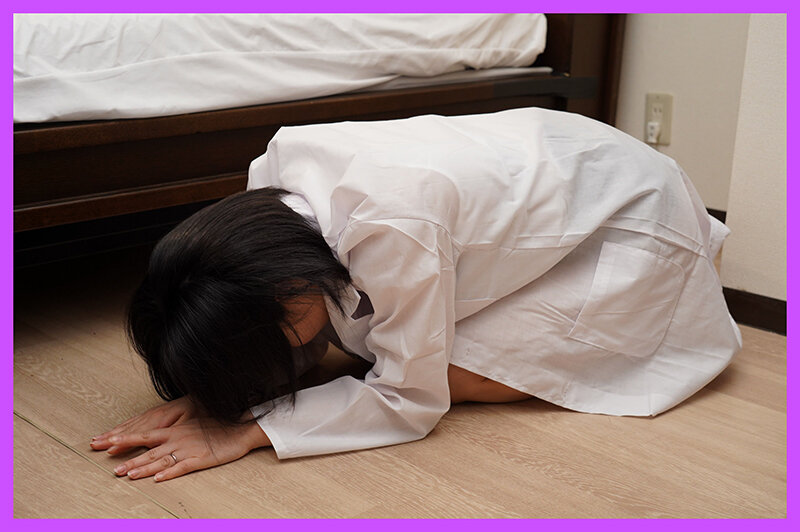 難攻不落のガードつよつよ人妻薬剤師 精神年齢低いザコザコ同期に堕とされ生ハメ生中出し 虹村ゆみ - サンプル画像 - 14
