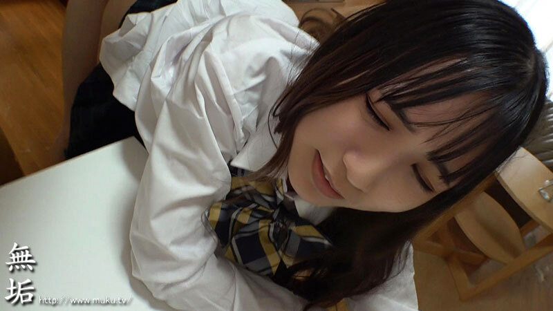 エッチな制服美少女とイチャぱこ中出しコレクション。 制服J●と笑顔でハメまくりラブラブ種付け最高過ぎる。ガチ素人9名240分。 - サンプル画像 - 10